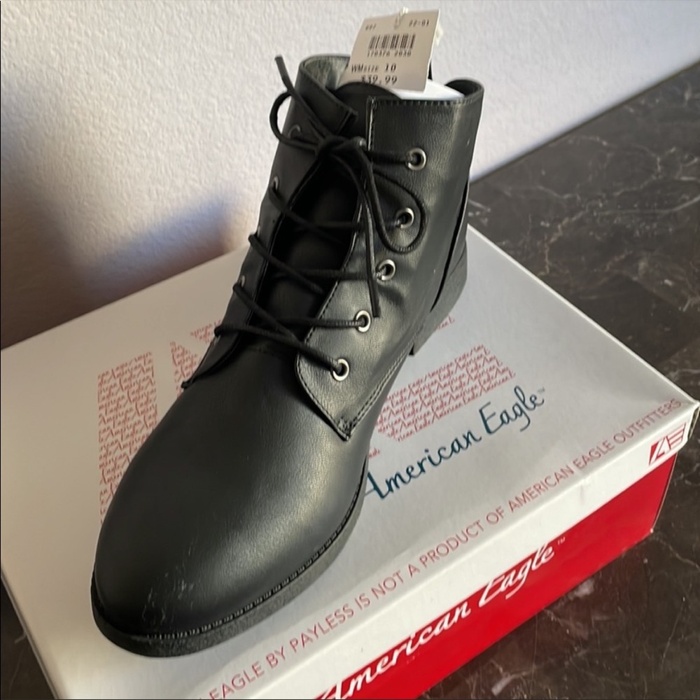 American Eagle Booties